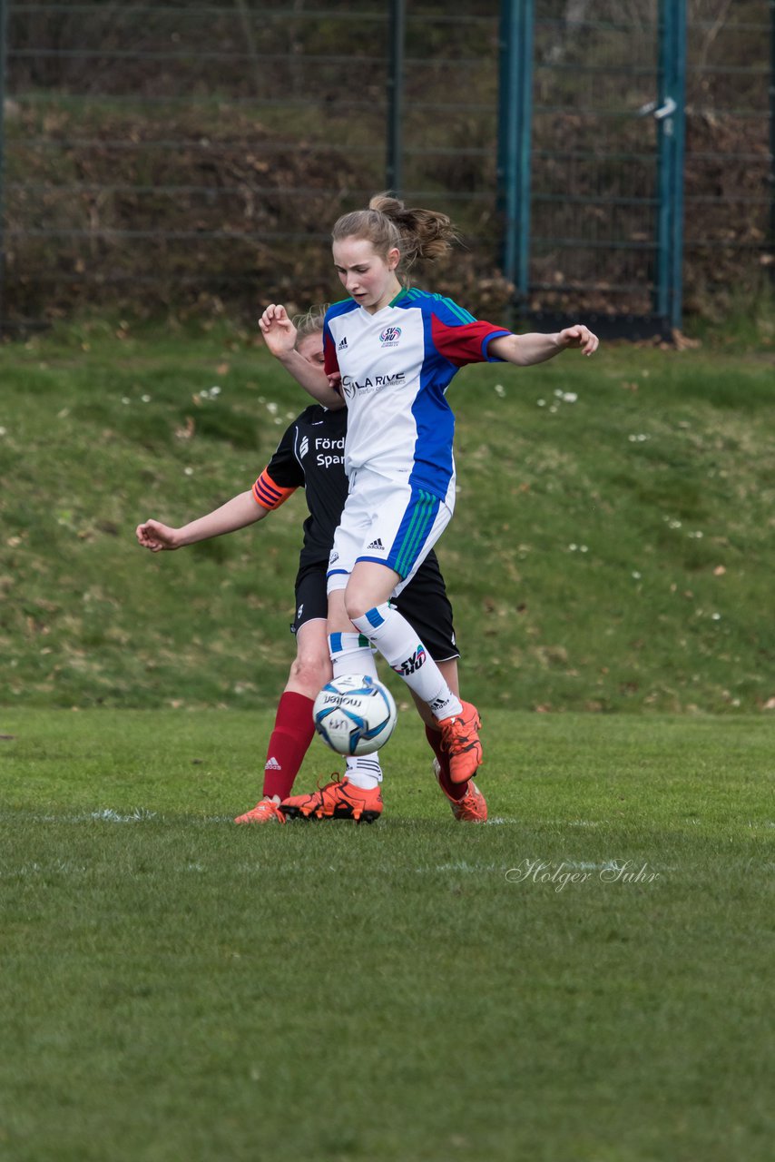 Bild 203 - wBJ SV Henstedt Ulzburg - TSV Schnberg : Ergebnis: 5:2